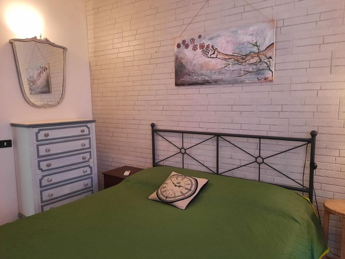 Apartament La Casa Nella Roccia Neapol Zewnętrze zdjęcie